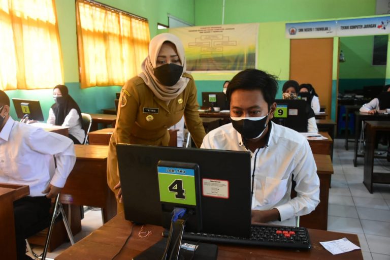 Bupati Ikfina : Hindari Janji Buram Oknum Perekrutan