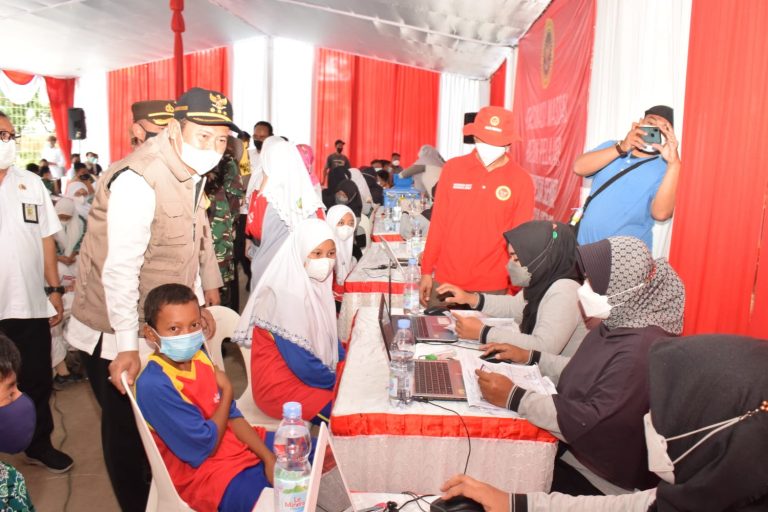 Lamongan Genjot Pencapaian 70 Persen Vaksinasi