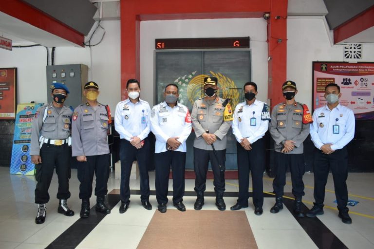 Giliran, 1.156 Warga Binaan Lapas Kelas II A Sidoarjo Divaksin