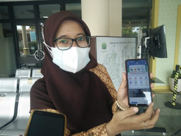 Mau Ngantri ke RS, Cukup Lewat Genggaman Tangan