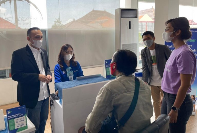 Tingkatkan Kualitas Layanan, XL Center Hadir di Cellular World