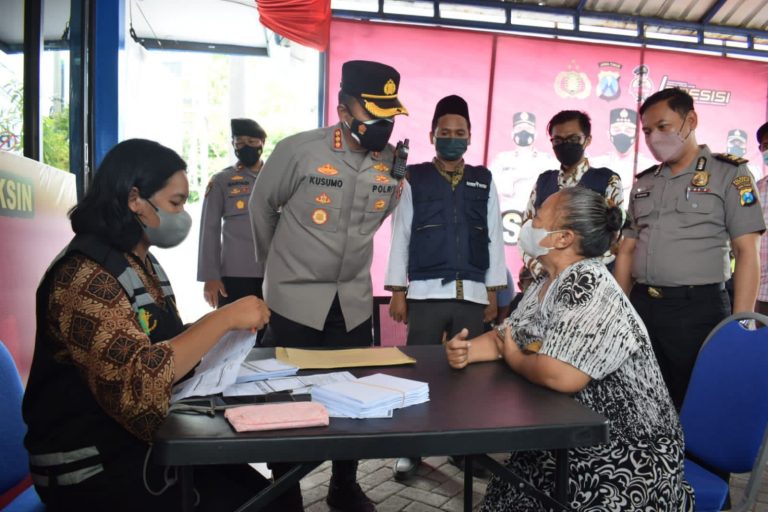 Posko Siaga Vaksin 24 Jam, Layani Masyarakat yang Belum Tervaksin