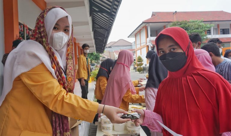 Milad Muhammadiyah, Sekolah di Gresik Gelar Festival