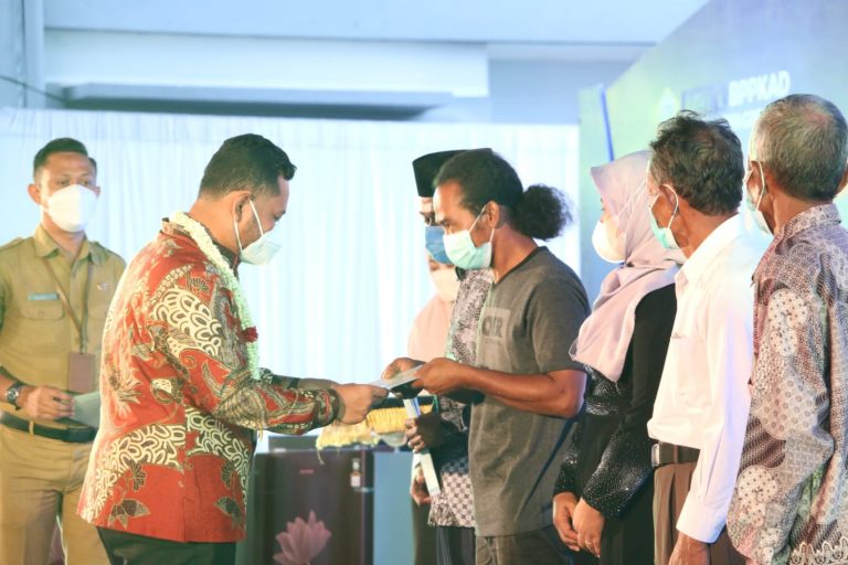 Ratusan Desa/Kelurahan di Gresik Lunas PBB