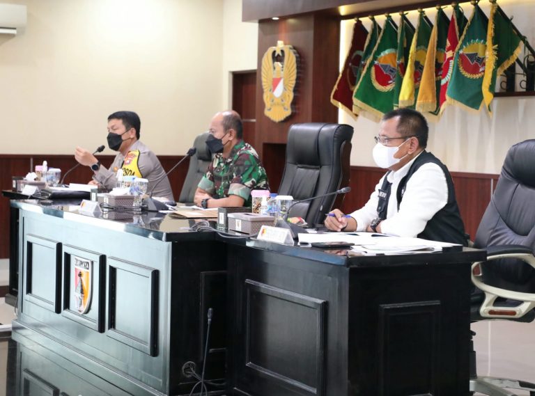 Antisipasi Masuknya Virus Omnicron, Forkopimda Jatim Siapkan Format Kedatangan PMI