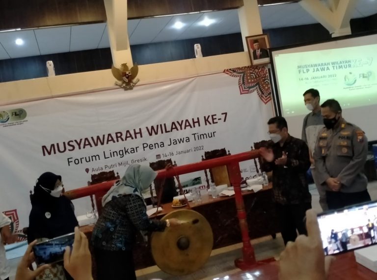 Meriah, Muswil Forum Lingkar Pena di Gresik