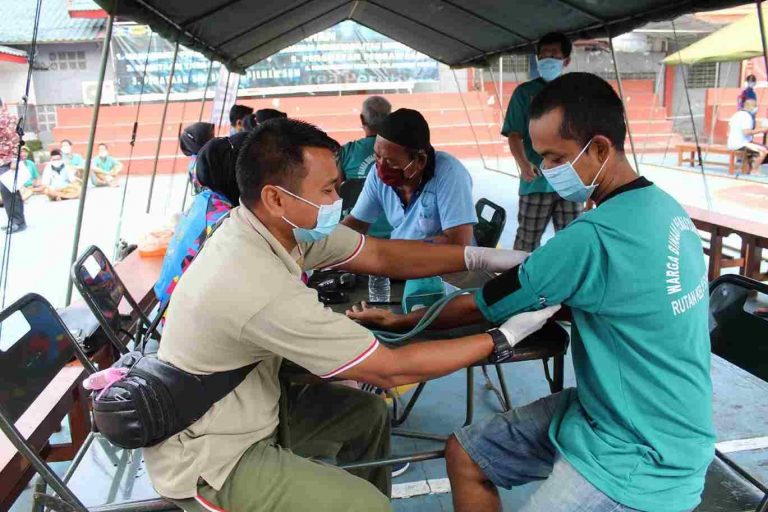 Rutan Surabaya Gelar Vaksinasi dan KB Suntik Gratis Napi