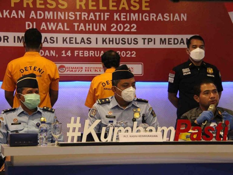 Melanggar Administratif Keimigrasian, 18 WNA Dideportasi Imigrasi Medan