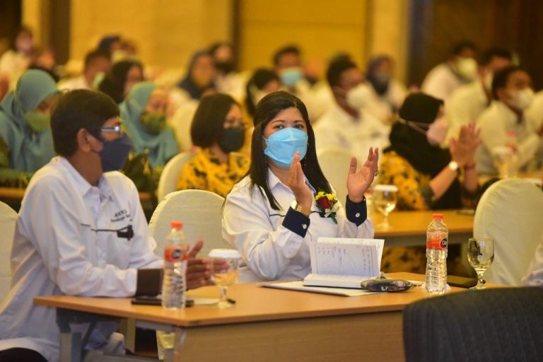 Wali Kota Minta MKKS SMP Swasta Bentuk Program Peningkatan Kompetensi Guru