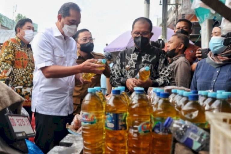 Mendag Sidak ke Distributor, Minta Migor Digelontorkan ke Pasar Rakyat