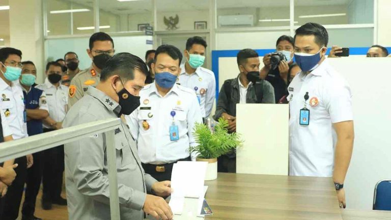 Satgas Saber Pungli, Puji Layanan Kanimsus Jakarta Barat