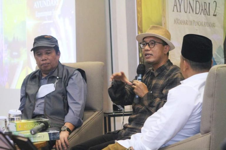 Ayundari, Novel Berkisah Perkebunan Jatim di Launching
