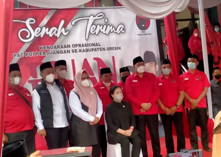 Bupati Dampingi Puan Maharani, Kunjungi Kantor PDIP Gresik, Petrokimia dan Wilmar