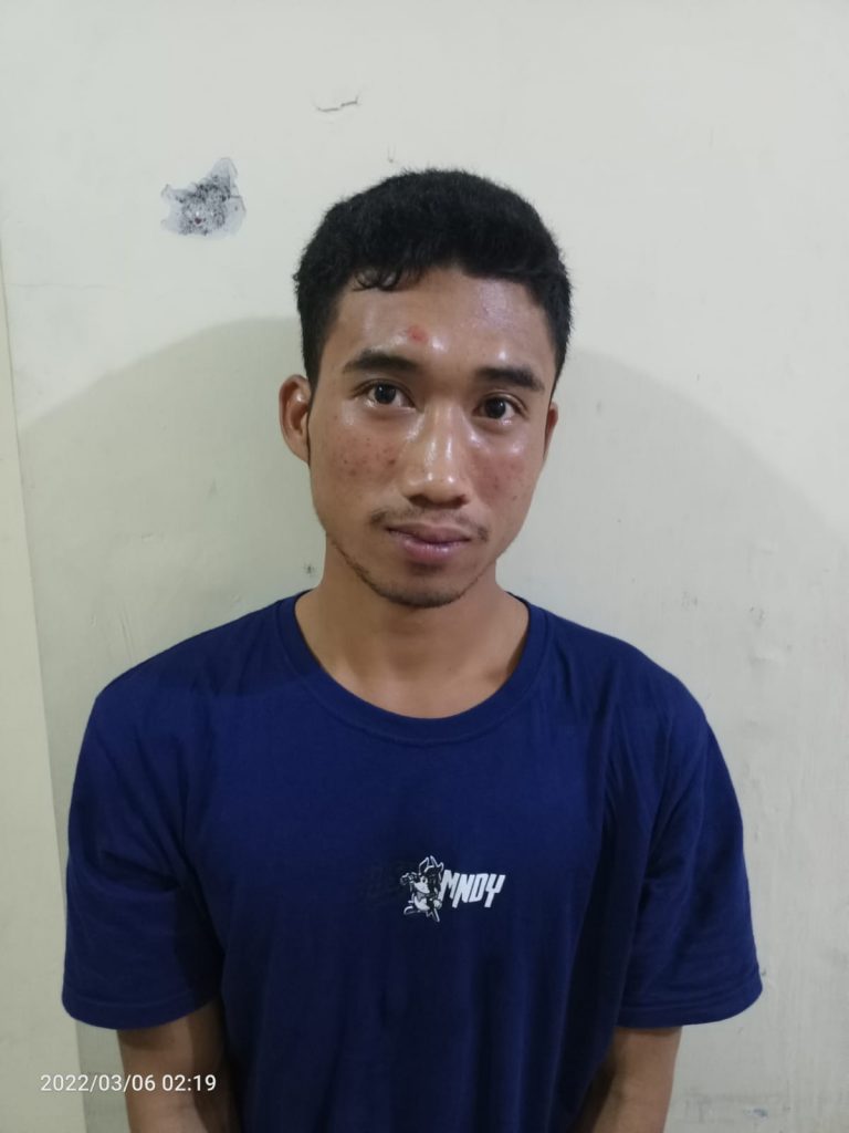 Spesialis Pencuri Pakaian Dalam Wanita Disergap Warga di Banyuwangi