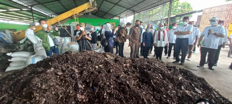 Sampah Rumah Tangga di Banyuwangi Tembus Pasar Ekspor