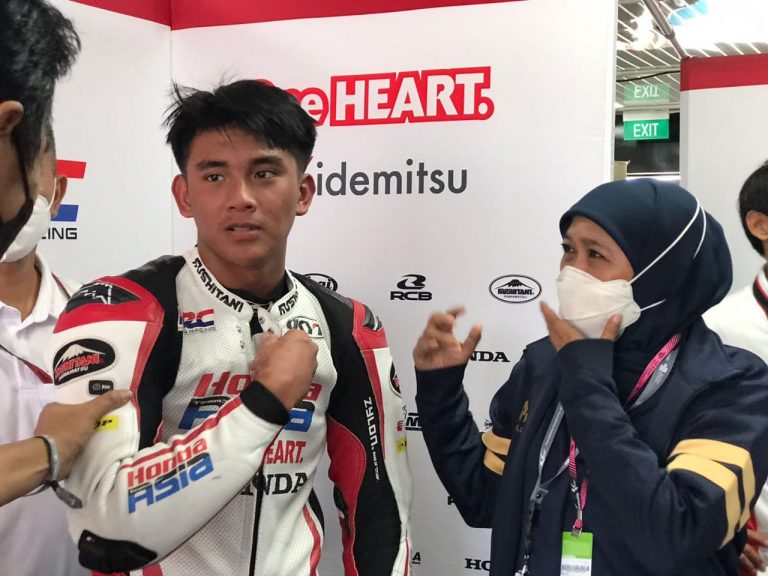 Mario Aji Finish P14 di Moto3 GP Mandalika