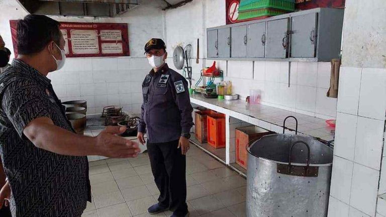 Jelang Ramadhan, Kebersihan Dapur Rutan Bangil Dicek