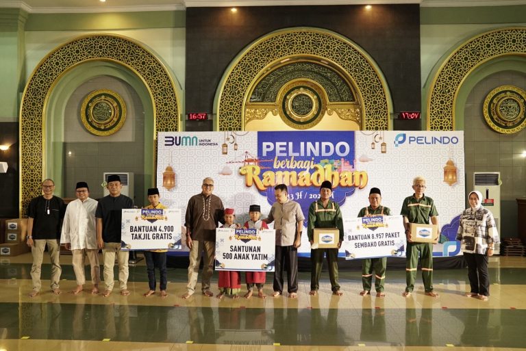 Group Usaha Pelindo Bagikan Ribuan Sembako