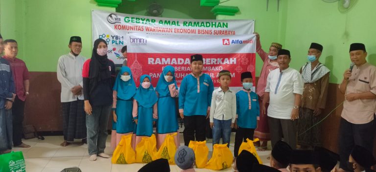 Sinergi KWEB dan Korporasi, Serahkan Bingkisan dan Bantuan di Tiga Panti Asuhan Surabaya