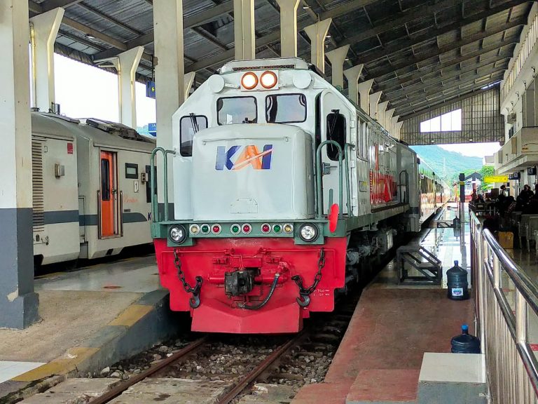 Pemudik Mulai Ramai, Penjualan Tiket KA di Banyuwangi Tembus 72 Persen