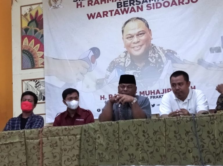 H Rahmat Muhajirin Buka Puasa Bersama Media di Sidoarjo