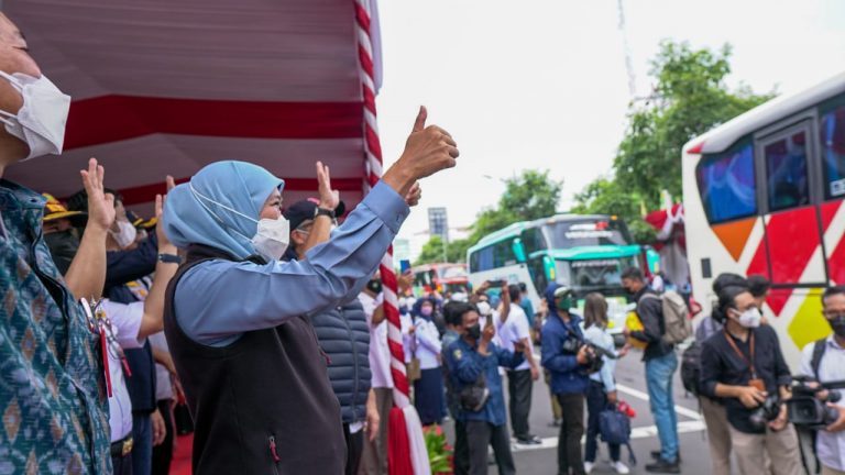 Gubernur Khofifah Berangkatkan, Mudik Bareng Gratis, dengan Rute 15 Kab/Kota se-Jatim