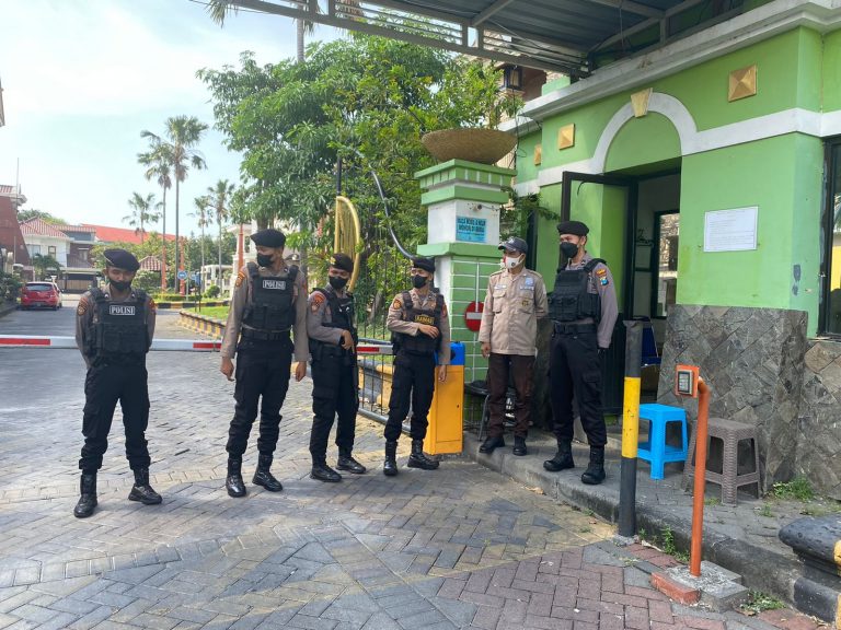 Polres Gresik Giat Patroli saat Warga Mudik Lebaran