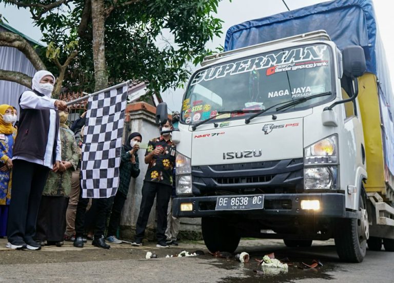 Ekspor Perdana Kopi Excelsa Wonosalam, Gubernur Ajak Anak Muda Kembangkan Bisnis