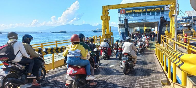 Tiket Online Kapal Lebih Mahal, Gapasdap Jatim Usul Pakai E-Money 