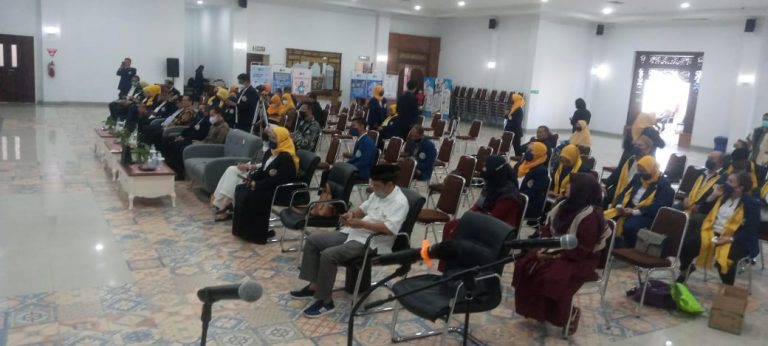 Ini Pesan Khofifah, pada Alumni Unair Sidoarjo