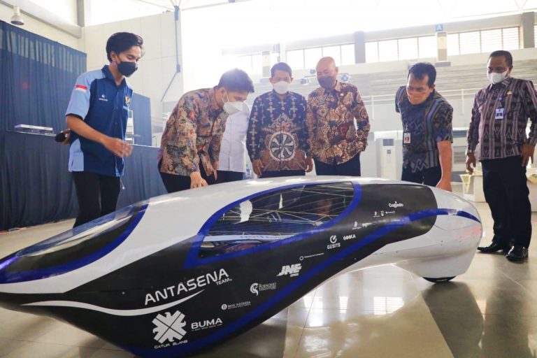Mobil Berbahan Energi Hidrogen, Wagub Optimis Tim Antasena Alpha ITS Ukir Prestasi