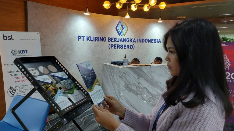 Konsisten dalam Implementasi Core Value BUMN, KBI Raih Penghargaan di Ajang Akhlak Award 2022