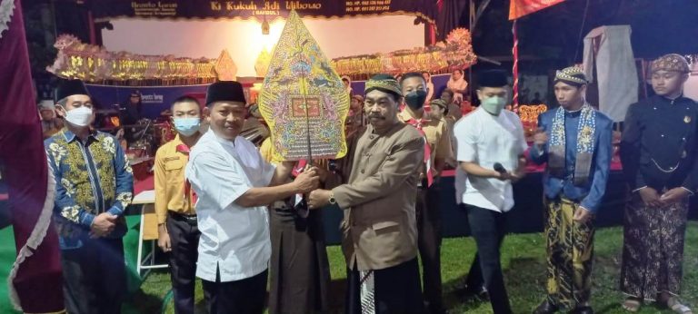 Pertama di Banyuwangi, Siswa Baru SMK Diruwat Sebelum Masuk Sekolah 