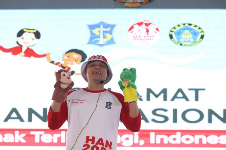 Wali Kota Mendongeng di Gebyar Hari Anak Nasional