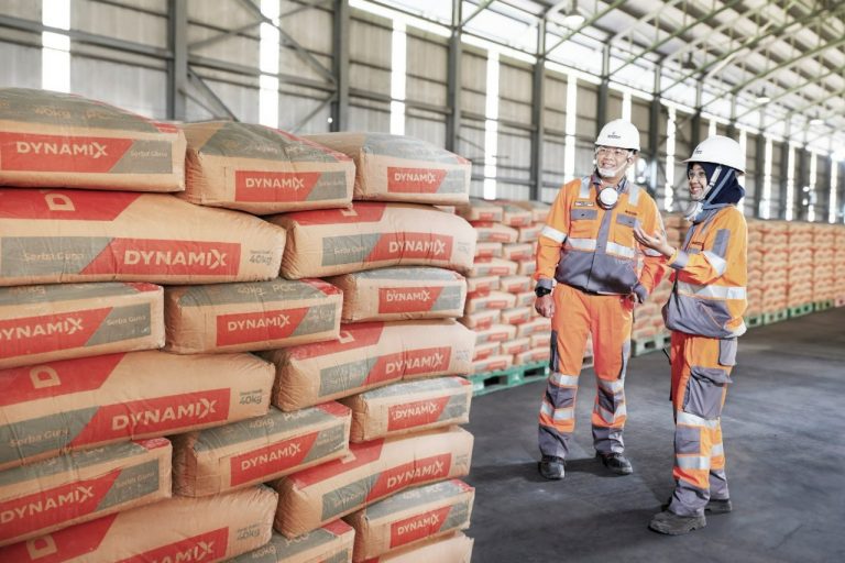 Semester Satu SIG Laba Rp 829 Miliar