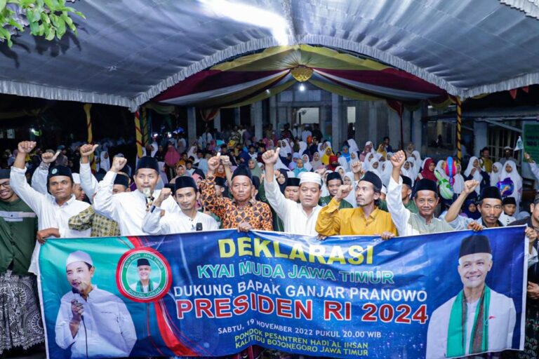 Sifat Religius Ganjar, Pikat Dukungan Kyai Muda di Bojonegoro
