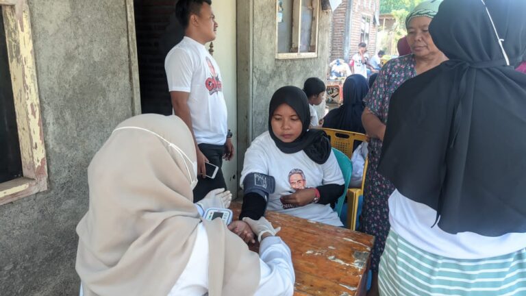 Orang Muda Ganjar Kabupaten Probolinggo Gelar Festival Budaya Rakyat dan Klinik Kesehatan Gratis