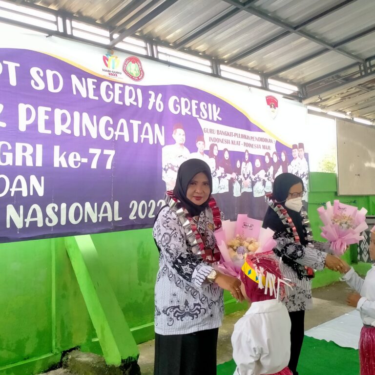 Meriah, Peringatan Hari Guru di SDN 76 Wedani Gresik