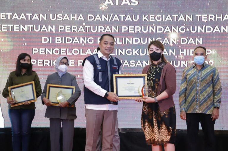 Wali Kota Surabaya, Tagih Janji Perusahaan yang Kurang Taat Lingkungan