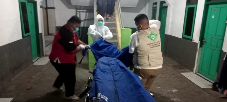 Geger, Seorang Wanita Tua Ditemukan Tewas di Tempat Kos