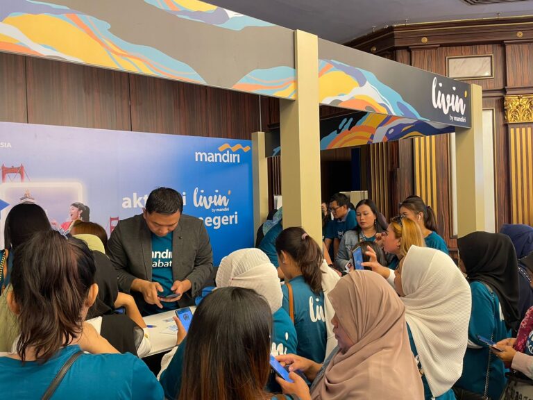 Kenalkan Fitur Livin’ All Around The World, Bank Mandiri Ajak PMI Berwirausaha dalam Program Mandiri Sahabatku