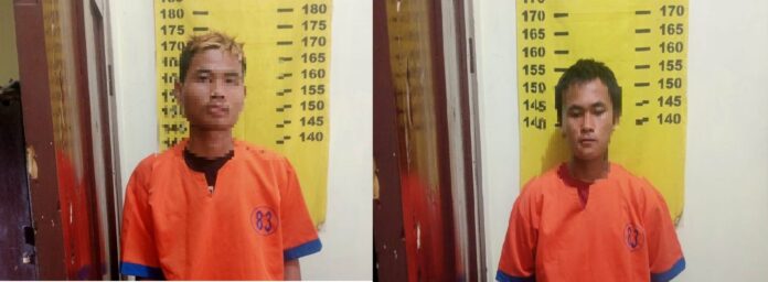 Dua pelaku pengeroyokan diamankan di Polsek Kalibaru, Banyuwangi.