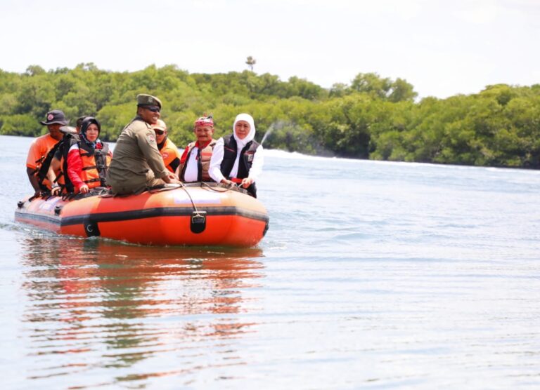 Indahnya Pantai Sijile, Situbondo Siap ‘Kebanjiran’ Wisatawan