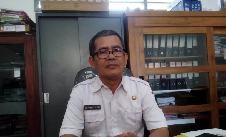 Kasi Pengembangan Hubungan Industrial Disnakertrans Kabupaten Banyuwangi, Muhammad Rusdi.