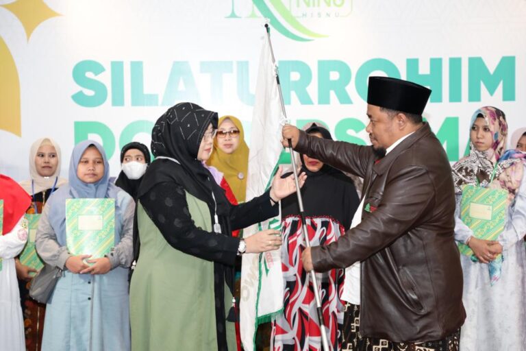 Nyai dan Ning HISNU se-Jatim Dukung Ganjar Presiden 2024