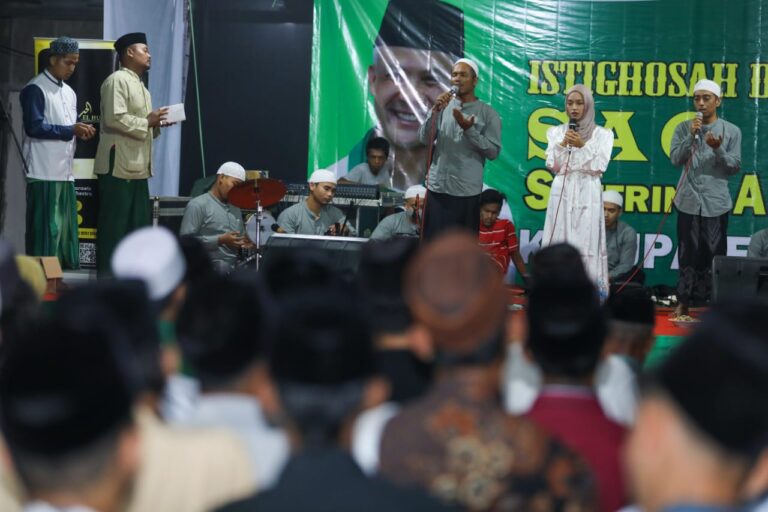 Santrine Abah Ganjar di Madiun Gelar Istighosah dan Doa Bersama untuk Kebaikan Indonesia