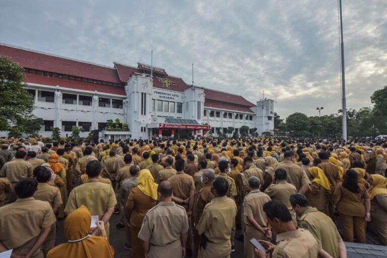 Tegas…, Wali Kota Minta Pelayanan Perizinan Tujuh Hari Selesai