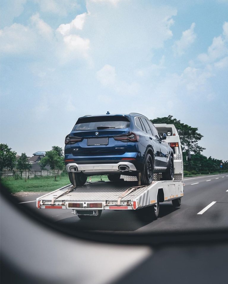 BMW Astra Siapkan Armada untuk Jemput Kendaraan Terkena Banjir