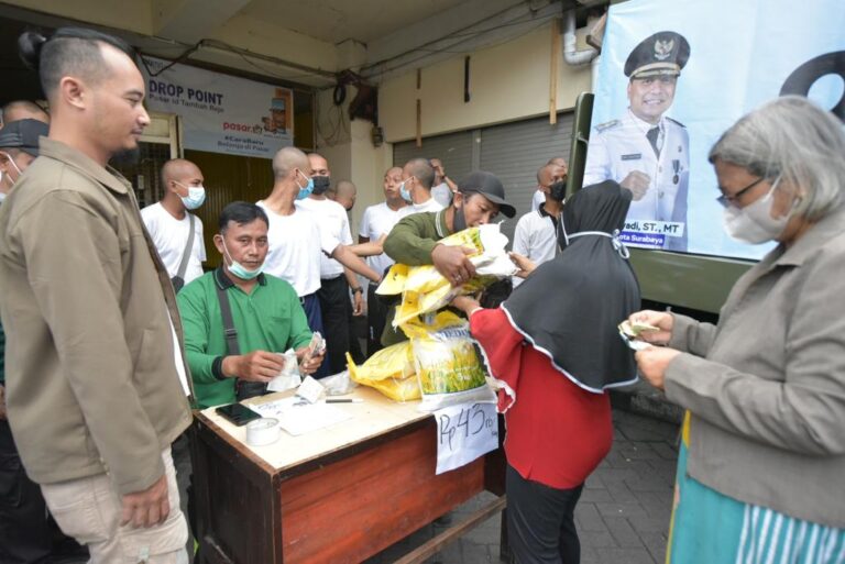 Harga Beras Naik, Surabaya Gelar Operasi Pasar di Pasar Tradisional