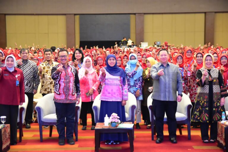 Seribu Bidan ikuti Program Edukasi dan Intervensi